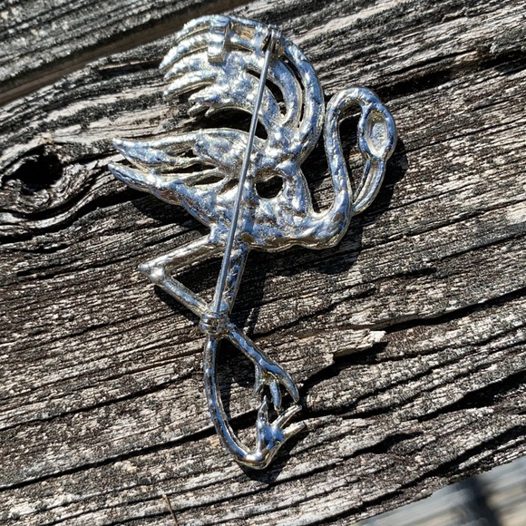 Silver Flamingo Pin - Picture 3 of 5